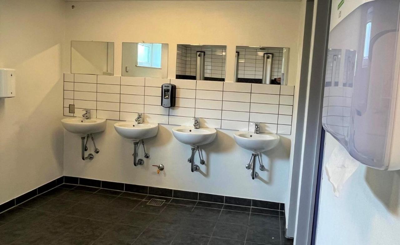 Hirtshals Idraetscenter - Vandrehjem - Hostel מראה חיצוני תמונה